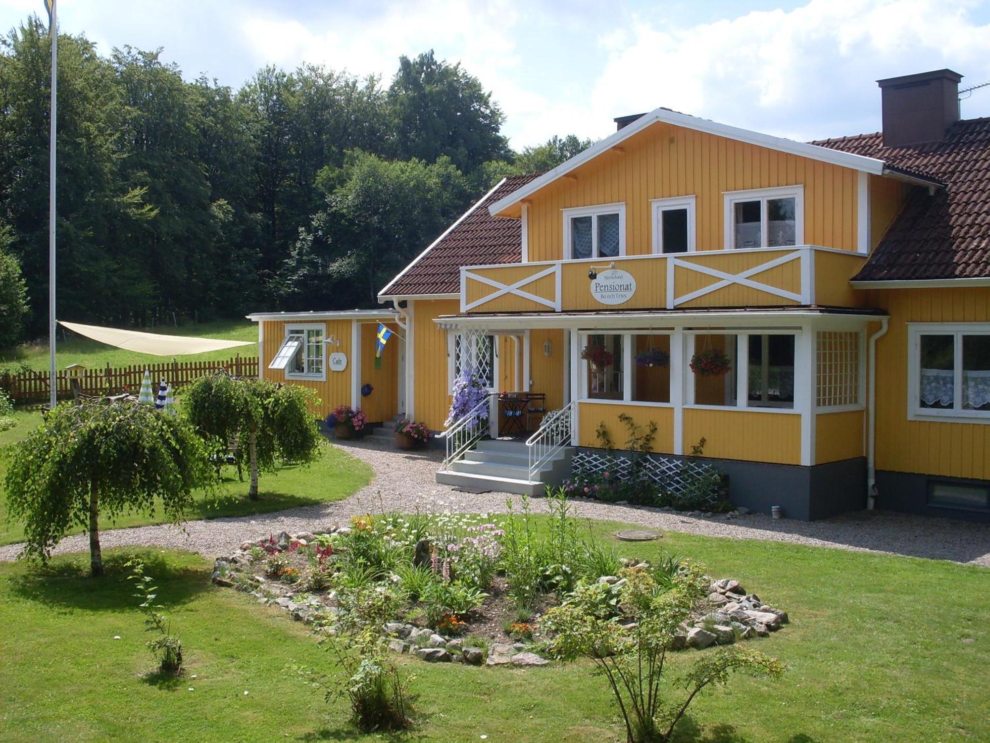 Hotel & Pensionat Bjoerkelund Stenbrohult  Exterior foto